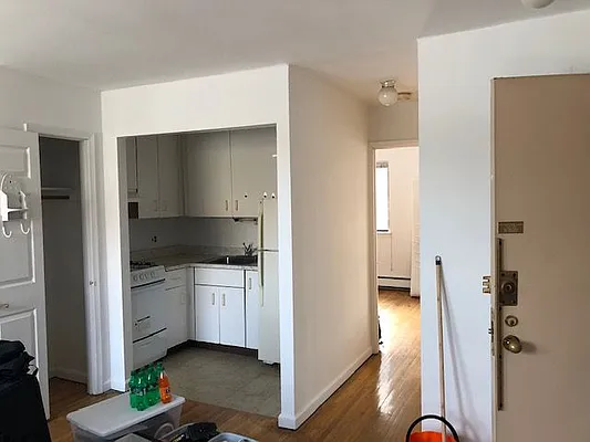 Rented by 18 REALTY | media 5