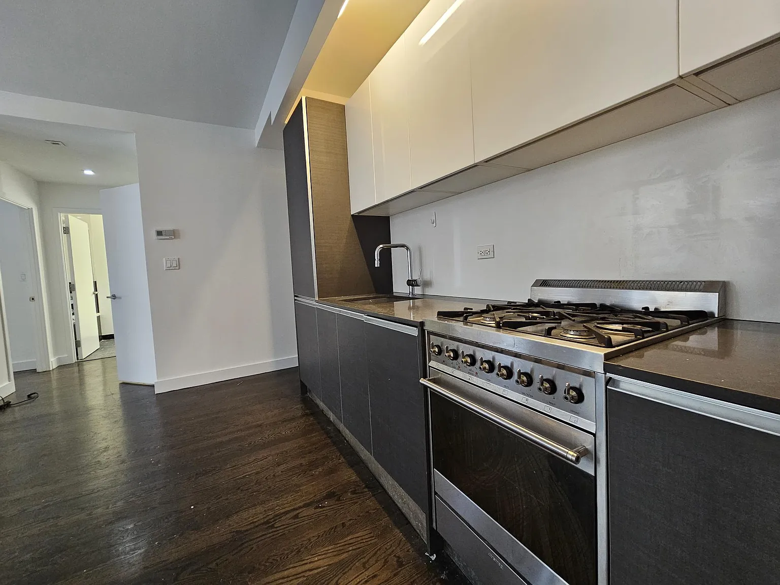 666 West End Avenue — Photo 3