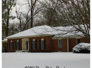 6282 River Ridge Rd, Fayetteville, NC 28311