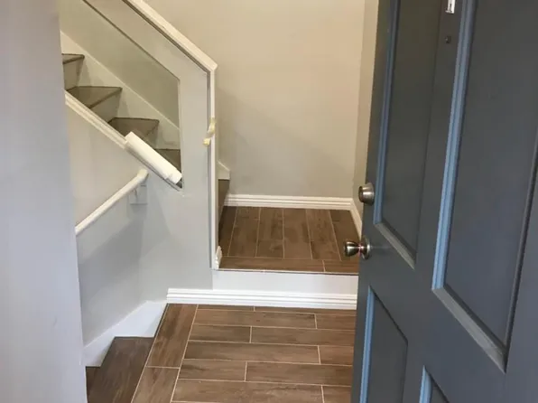 14005 Arthur Ave APT 13, Paramount, CA 90723