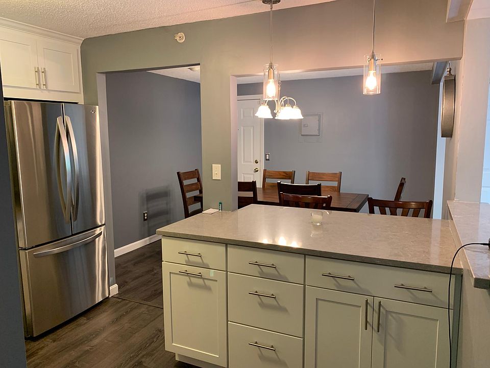 1st image of 5 Birchwood Pt APT 303