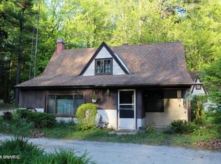 5594 W Monroe Rd, Pentwater, MI 49449