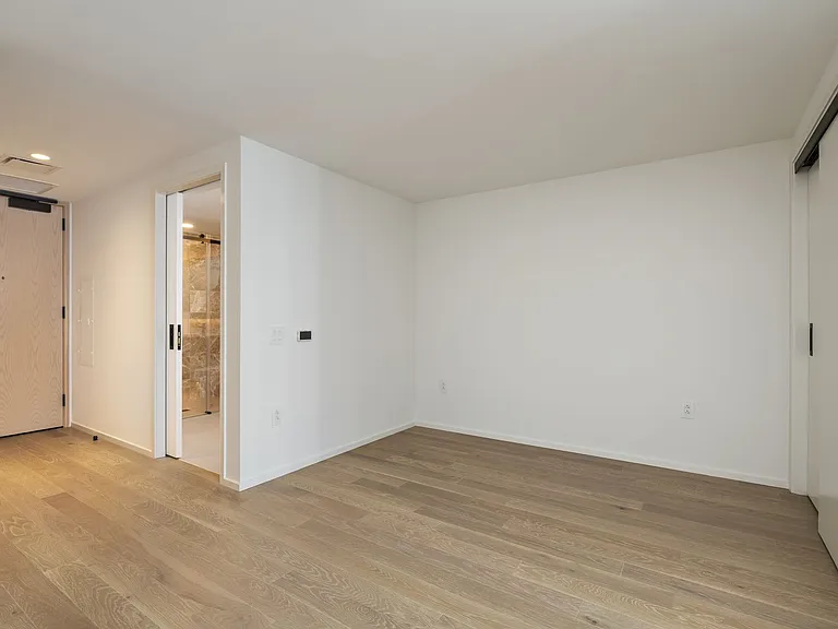 333 Ward Ave #1708 — Photo 5
