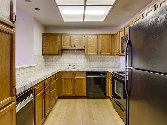 5th image of 3450 3rd Ave Unit 310