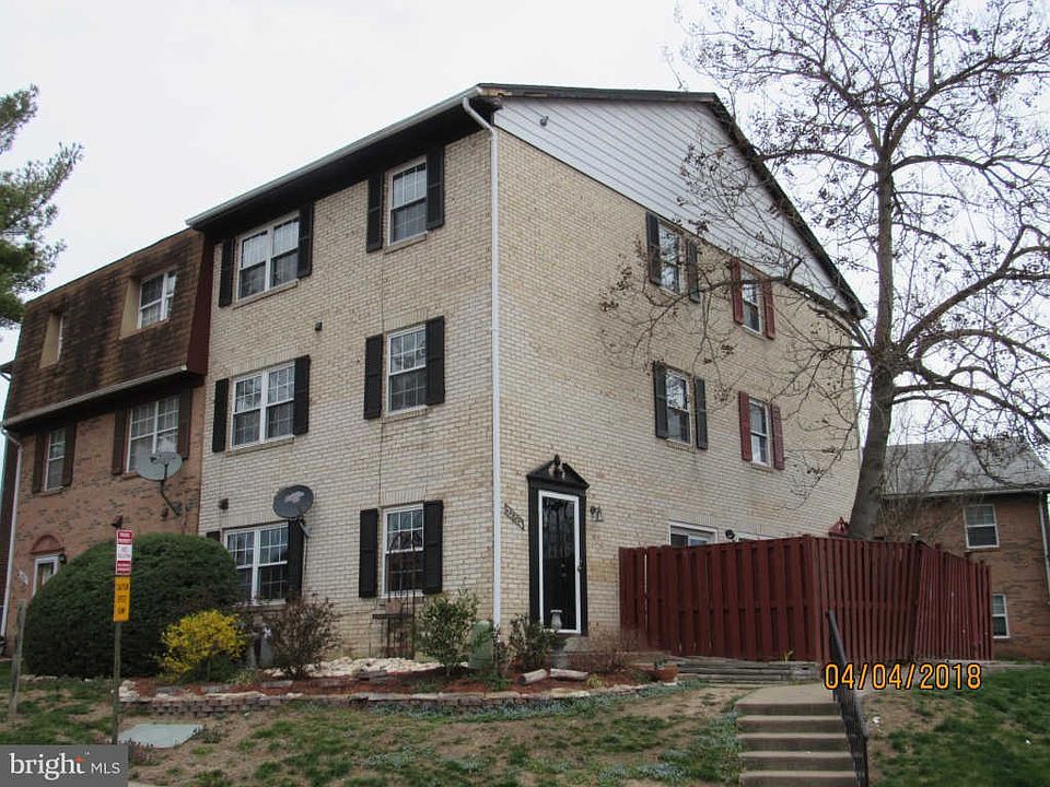 2nd image of 9920 Hagel Cir