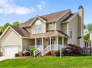 3303 Bardwell Rd, Greensboro, NC 27410