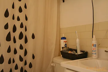 Rented by aptsandlofts.com