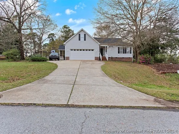 26 Shepherd Dr, Benson, NC 27504