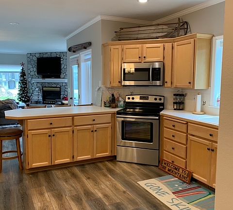 4th image of 419 Crystal Springs Rd #1