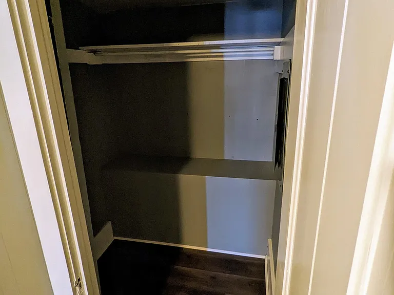 155 Queen St #3 — Photo 8