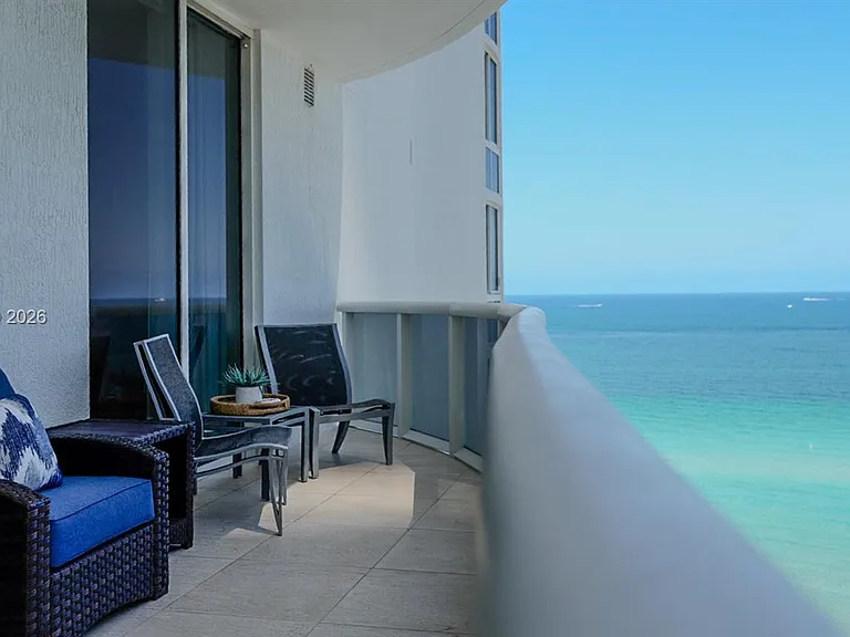 15901 Collins Ave #1102 — Photo 6