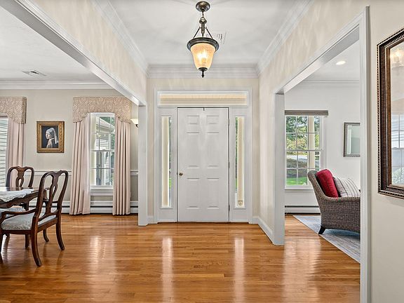 4th image of 11 Sycamore Avenue