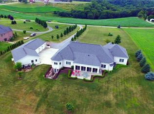 124 Steinbach Rd, Rochester, PA 15074