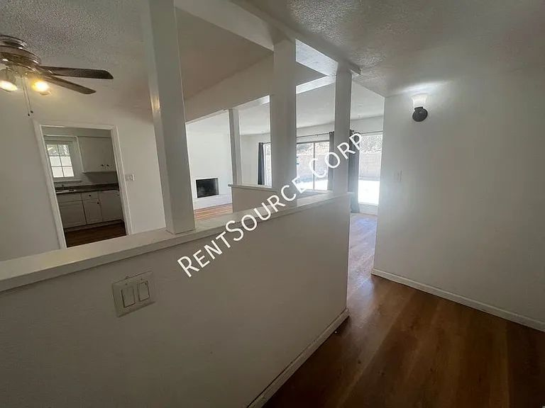 850 Linda Ln — Photo 6