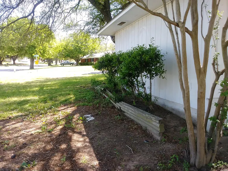 201 Brookhaven Ter — Photo 7