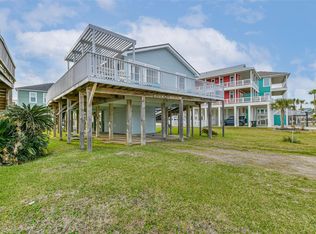 4212 Vista Blvd, Galveston, TX 77554