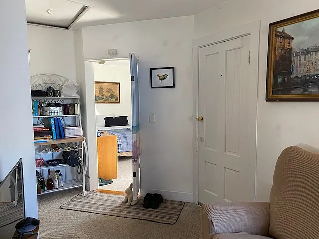 616 Thames St #2 — Photo 9