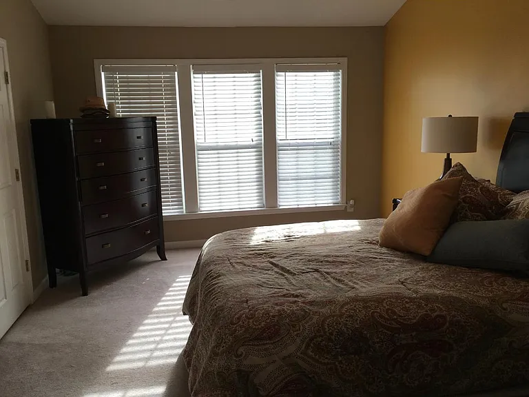 Royal Regency Cir NW — Photo 6