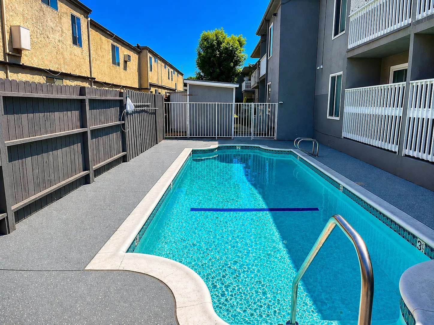 Studio, 367 sqft, $1,445 — Photo 2