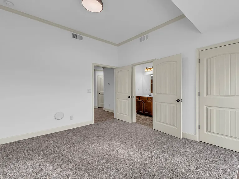 5407 N Hickory St — Photo 5