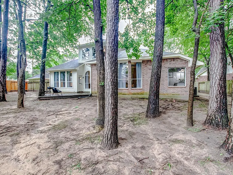 18207 Red Eagle Ct — Photo 46