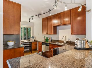 130 105th Ave SE #B-10X, Bellevue, WA 98004