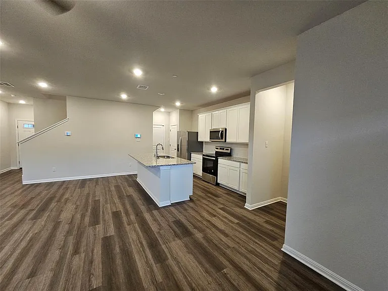 164 Texas Agate Dr #4 — Photo 2