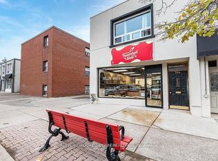 314 Lakeshore Rd E #2, Mississauga, ON L5G 1H4