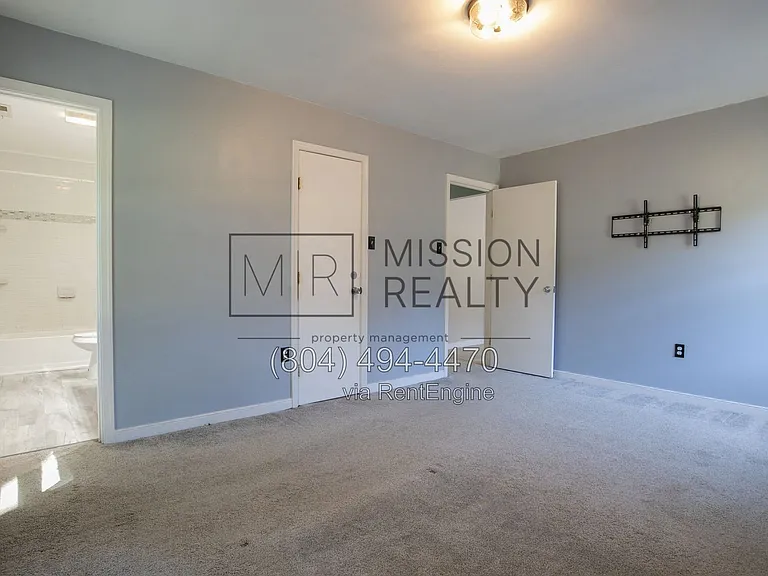 7750 Robinwood Dr — Photo 7