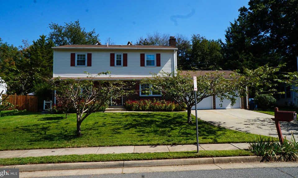 1st image of 13411 Brookfield Dr