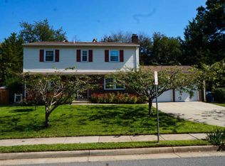 13411 Brookfield Dr, Chantilly, VA 20151