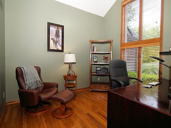 5th image of 11364 Terwilligers Valley Ln