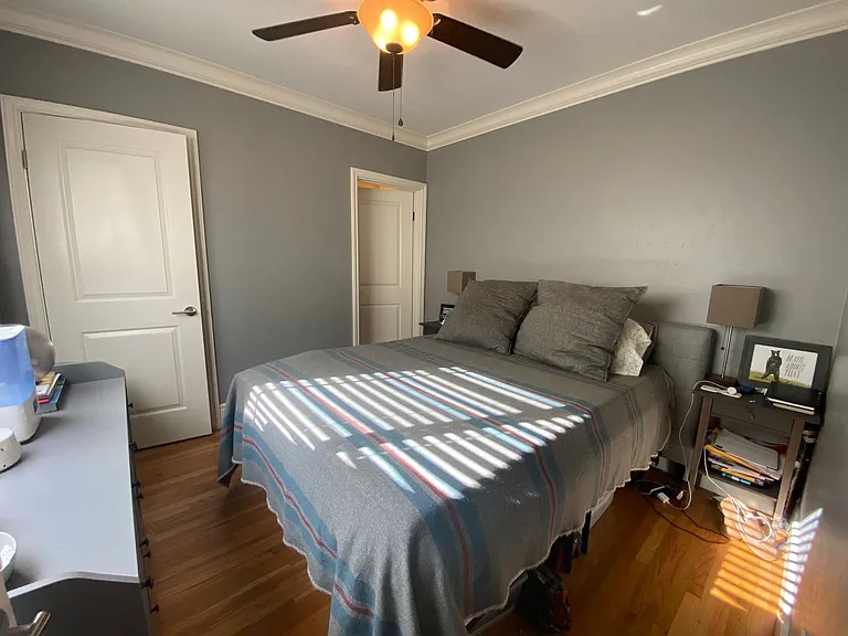 1BD/1BA Cottage Home at B Street Bungalows Modern Luxury Meets Mission Style Charm! — Photo 20