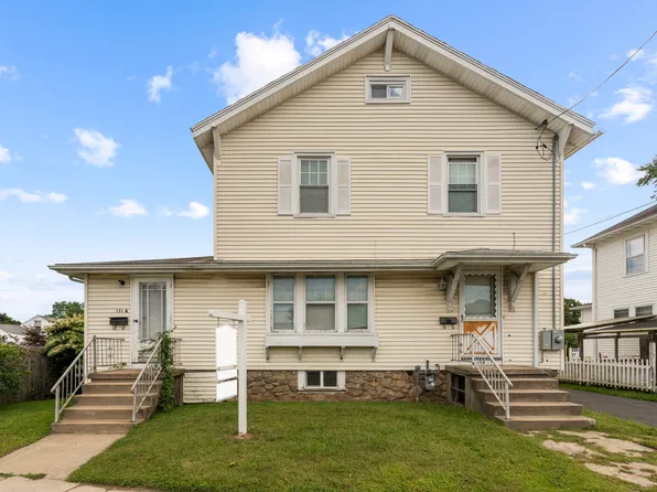 494 Ocean Avenue, New London, CT 06320