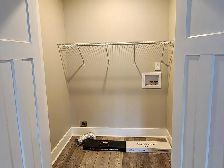 108 Heath Ln #2 — Photo 2