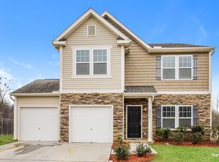4394 Lochurst Dr, Pfafftown, NC 27040