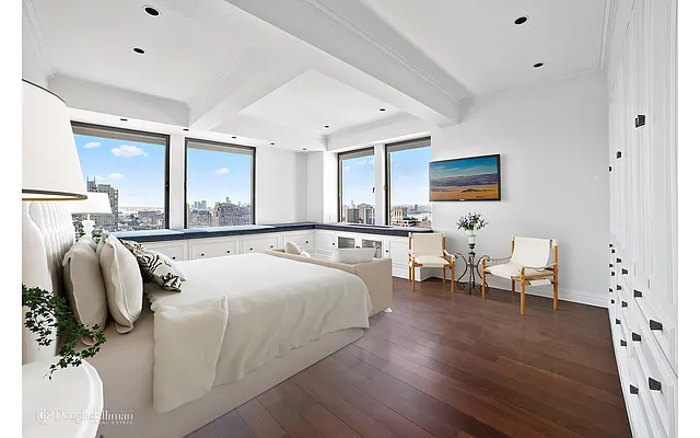 Rented by Douglas Elliman | media 25