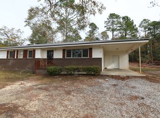 345 Mary Ann St, Swainsboro, GA 30401