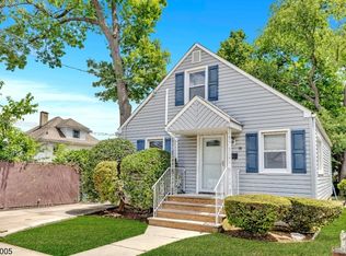 18 Preston St, Belleville, NJ 07109