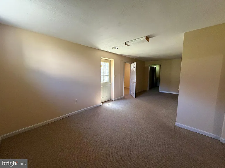 407 Tamarack Cir — Photo 28