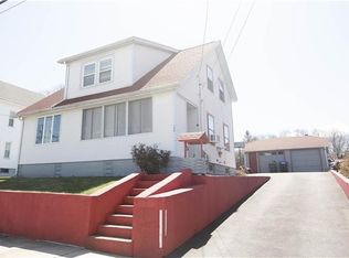 194 Rounds Ave, Providence, RI 02907