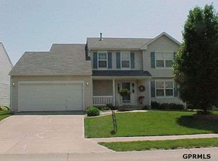 14719 Sahler St, Omaha, NE 68164