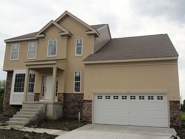 1st image of 604 Bainbridge Dr