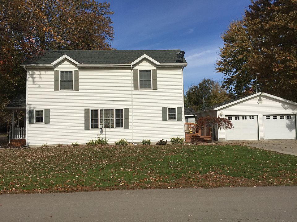 1st image of 339 1st St