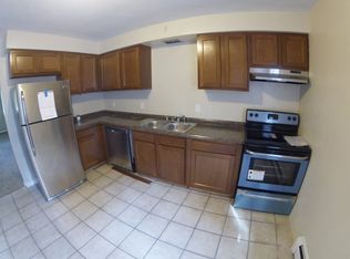 909 Cook Ave., Youngstown, OH 44512