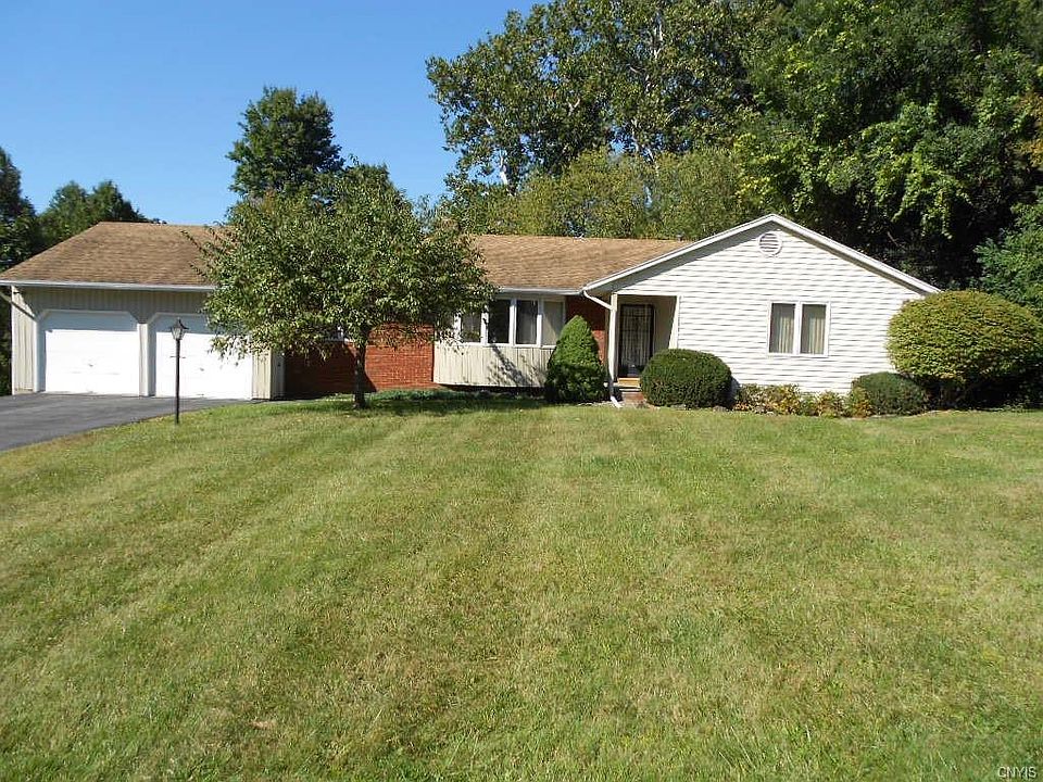 1st image of 7 Cricket Ln
