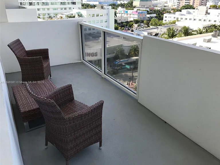 100 Lincoln Rd #808 — Photo 27