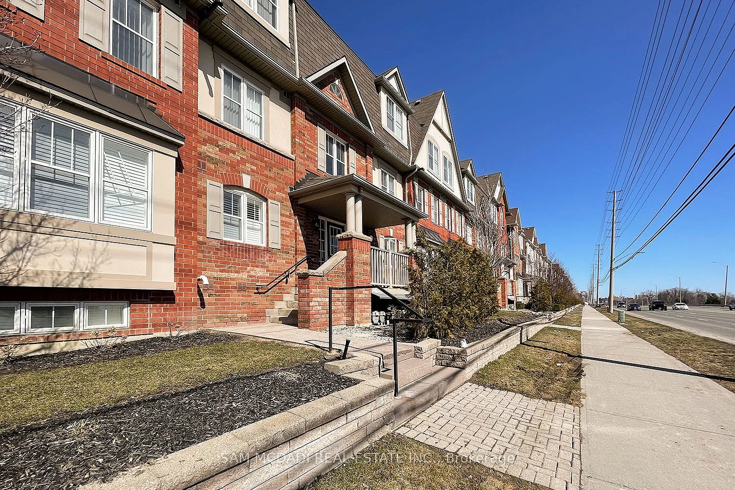 2 bed, $2,750 — Photo 1