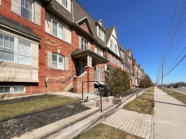 639 Dundas St W #2, Mississauga, ON L5B 0B5
