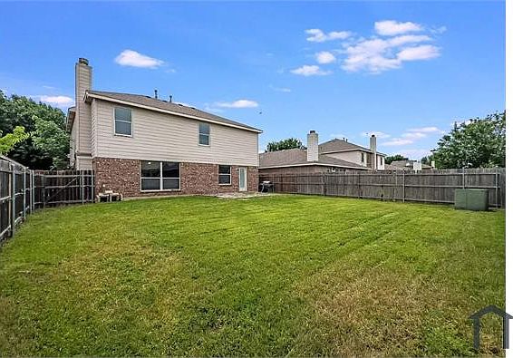 3rd image of 9204 Nightingale Dr